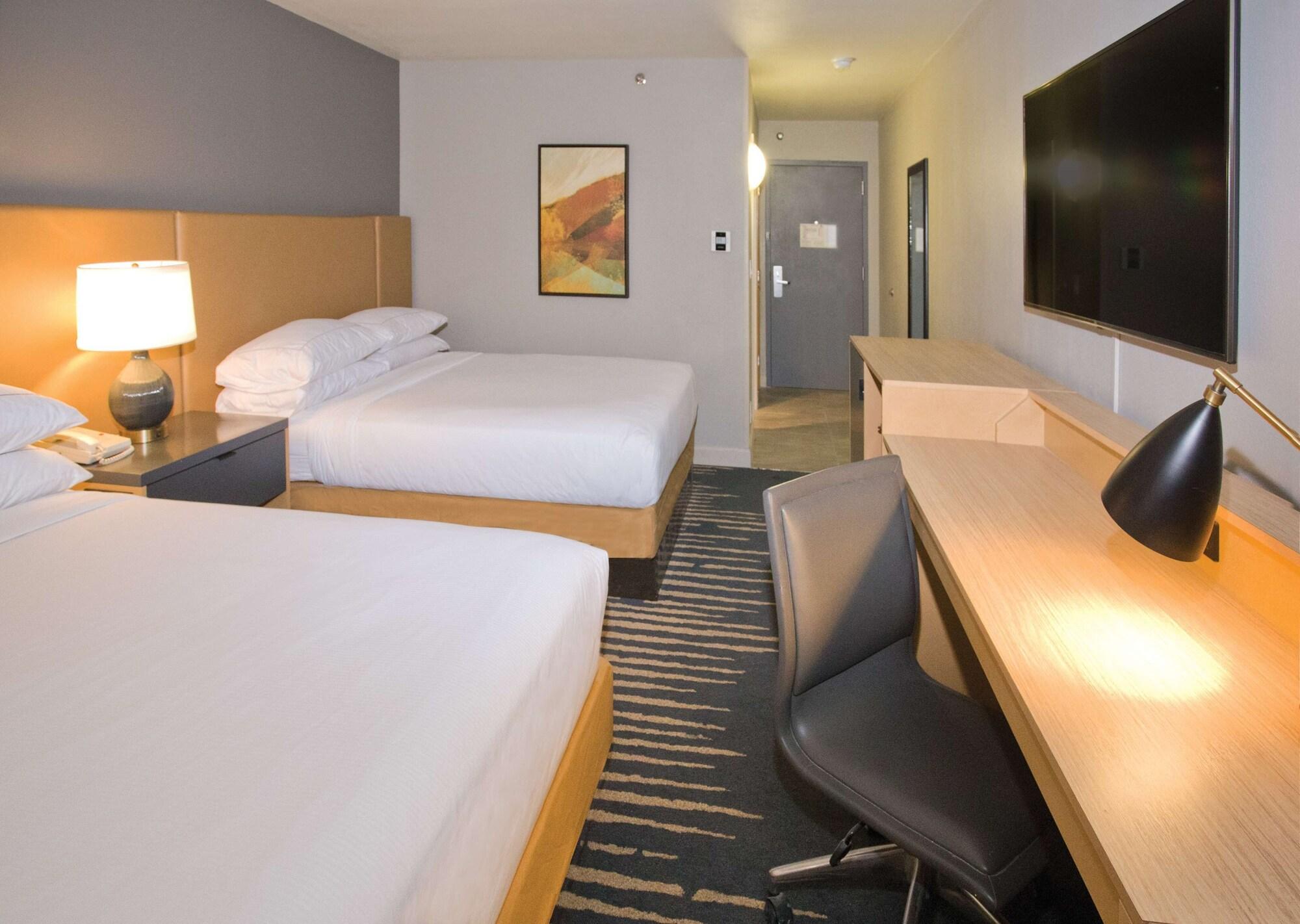 Отель Doubletree By Hilton Chico, Ca Экстерьер фото